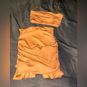 Nude scrunch set from oh Polly size 2 in US color nude